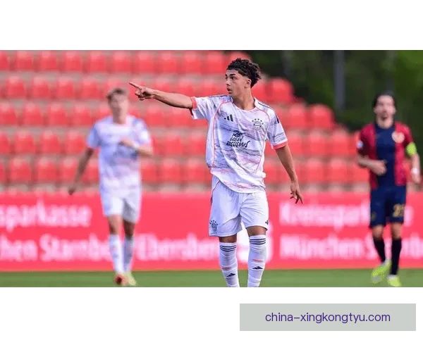 奥超里德租借拜仁新星纳斯拉维