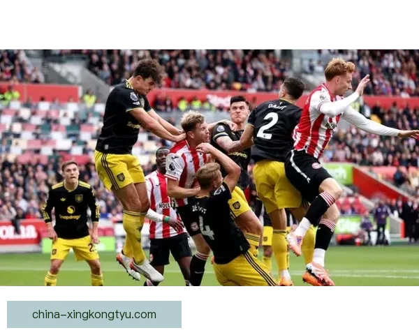 曼联更衣室支持续约马奎尔