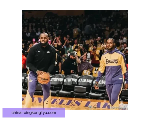 留队退役巡演湖人迎詹姆斯24季 留队退役巡演湖人迎詹姆斯24季