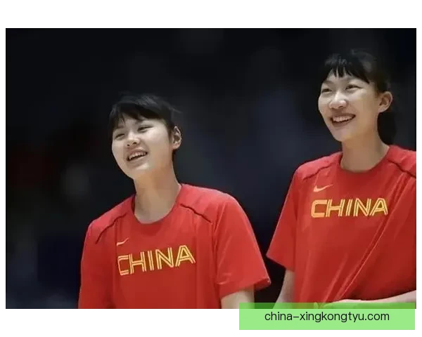 中国女篮迎战马里 张子宇李月汝韩旭首秀 中国女篮迎战马里 张子宇李月汝韩旭首秀